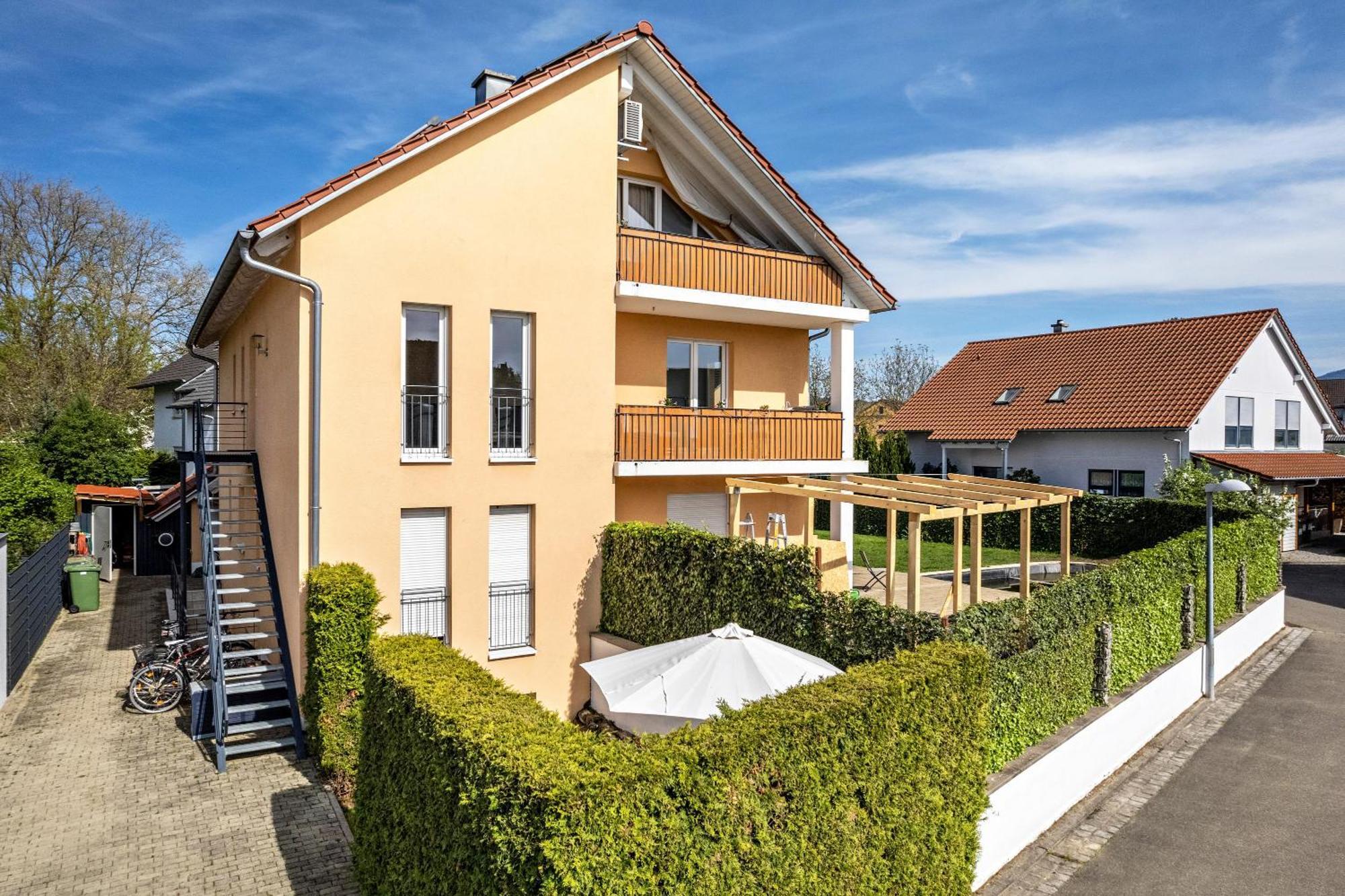 Ferienwohnung Lehen - Herr 2 Freiburg im Breisgau Exteriör bild
